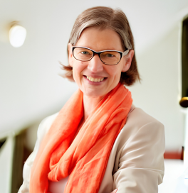 Irina ZSCHALER-SCHMIDT